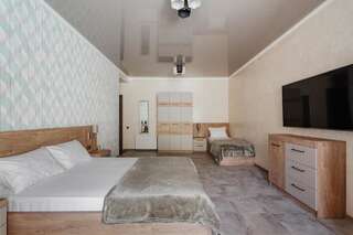 Апарт-отели YUDGI - Home Hotel Черноморск Апартаменты-студио-4